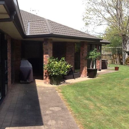 Topia Bed And Breakfast Turangi Exterior foto